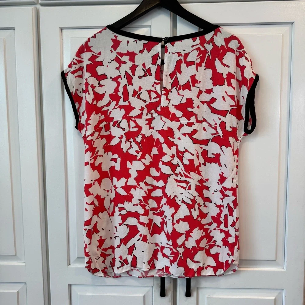 Kate Spade-Floral Women's‎ Top- size 6